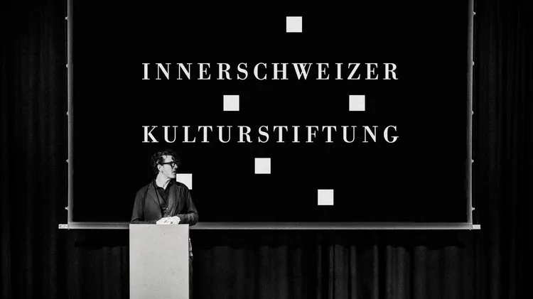 daniela schoenbaechler kunst innerschweizer kulturpreis 2023 preisverleihung video foto mockup michel gilgen
