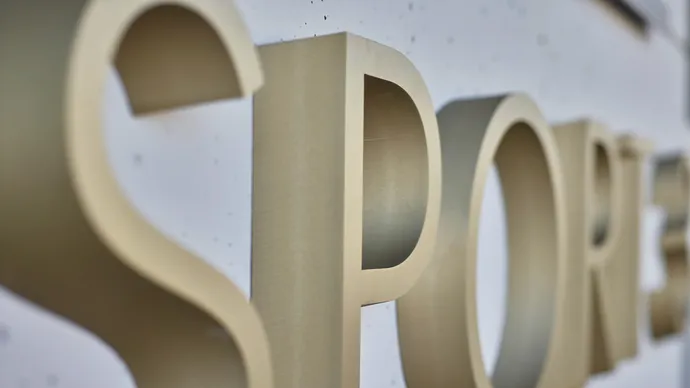 Equipe visuelle luzern emmenbruecke agentur grafik design signaletik kantonsschule ausserschwyz pfaeffikon sz hochbauamt kanton schwyz 007