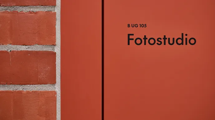 Equipe visuelle luzern emmenbruecke agentur grafik design signaletik kantonsschule ausserschwyz pfaeffikon sz hochbauamt kanton schwyz 020