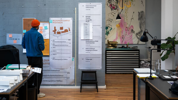 Equipe visuelle luzern emmenbruecke agentur grafik design signaletik kantonsschule ausserschwyz pfaeffikon sz hochbauamt kanton schwyz prozess 002