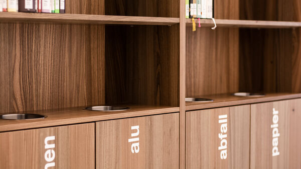 Equipe visuelle luzern emmenbruecke agentur grafik signaletik zhb zentral und hochschul bibliothek luzern 2005