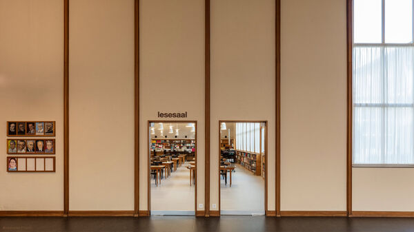 Equipe visuelle luzern emmenbruecke agentur grafik signaletik zhb zentral und hochschul bibliothek luzern 2022